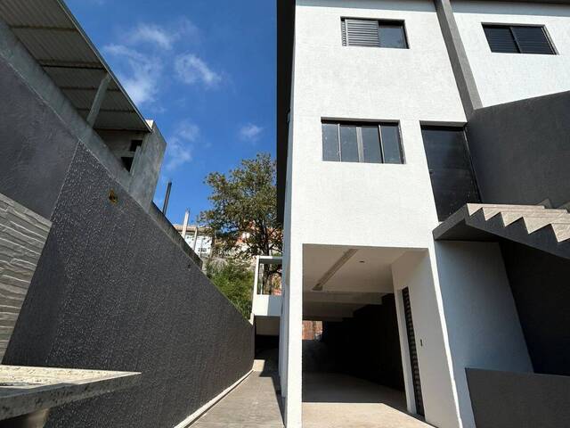 Casa para Venda em Taboão da Serra - 4