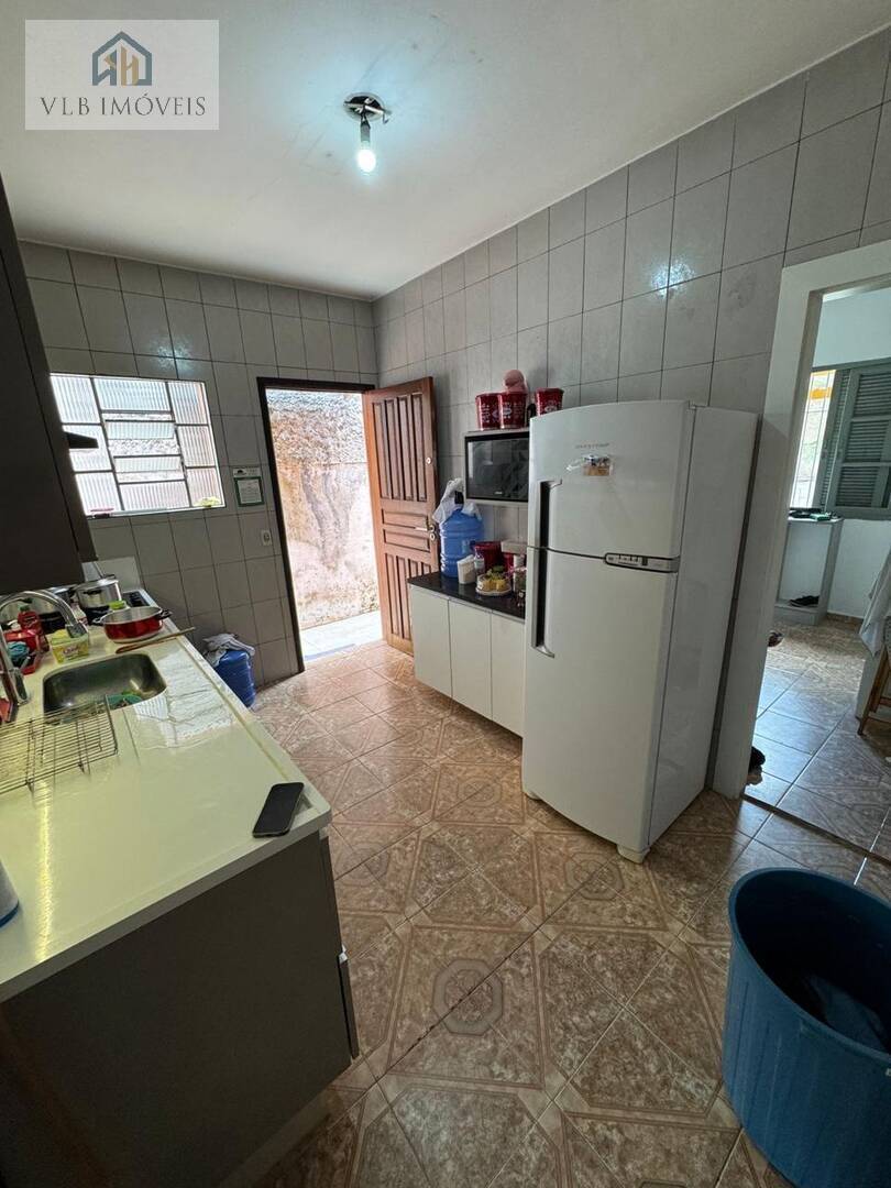 Casa, 1 quarto, 250 m² - Foto 6