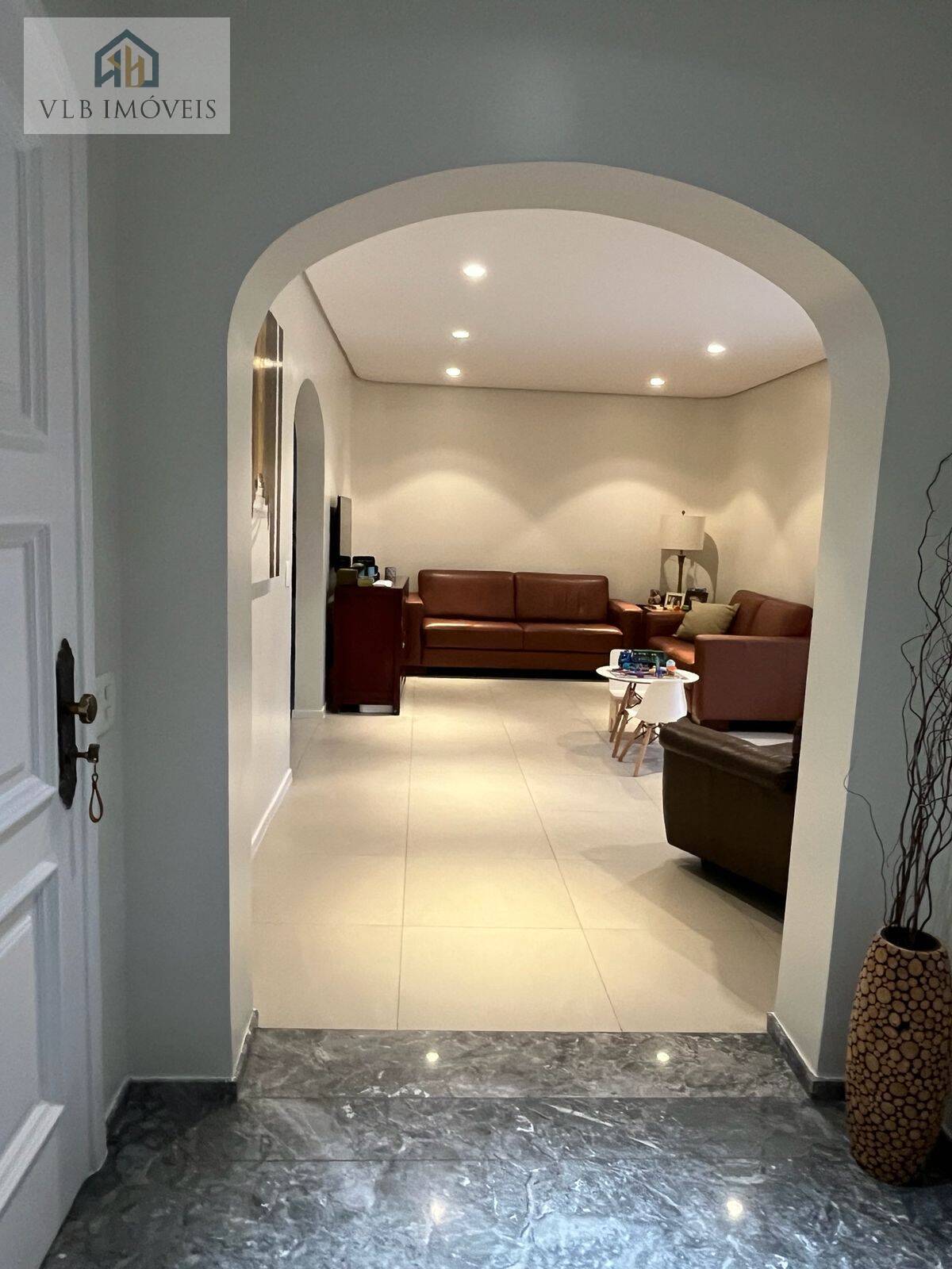 Apartamento, 3 quartos, 137 m² - Foto 5