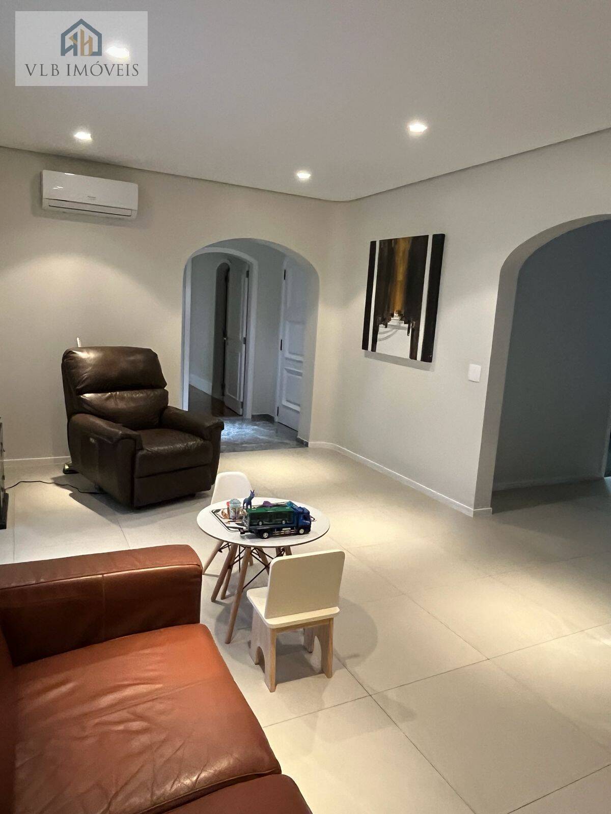 Apartamento, 3 quartos, 137 m² - Foto 4