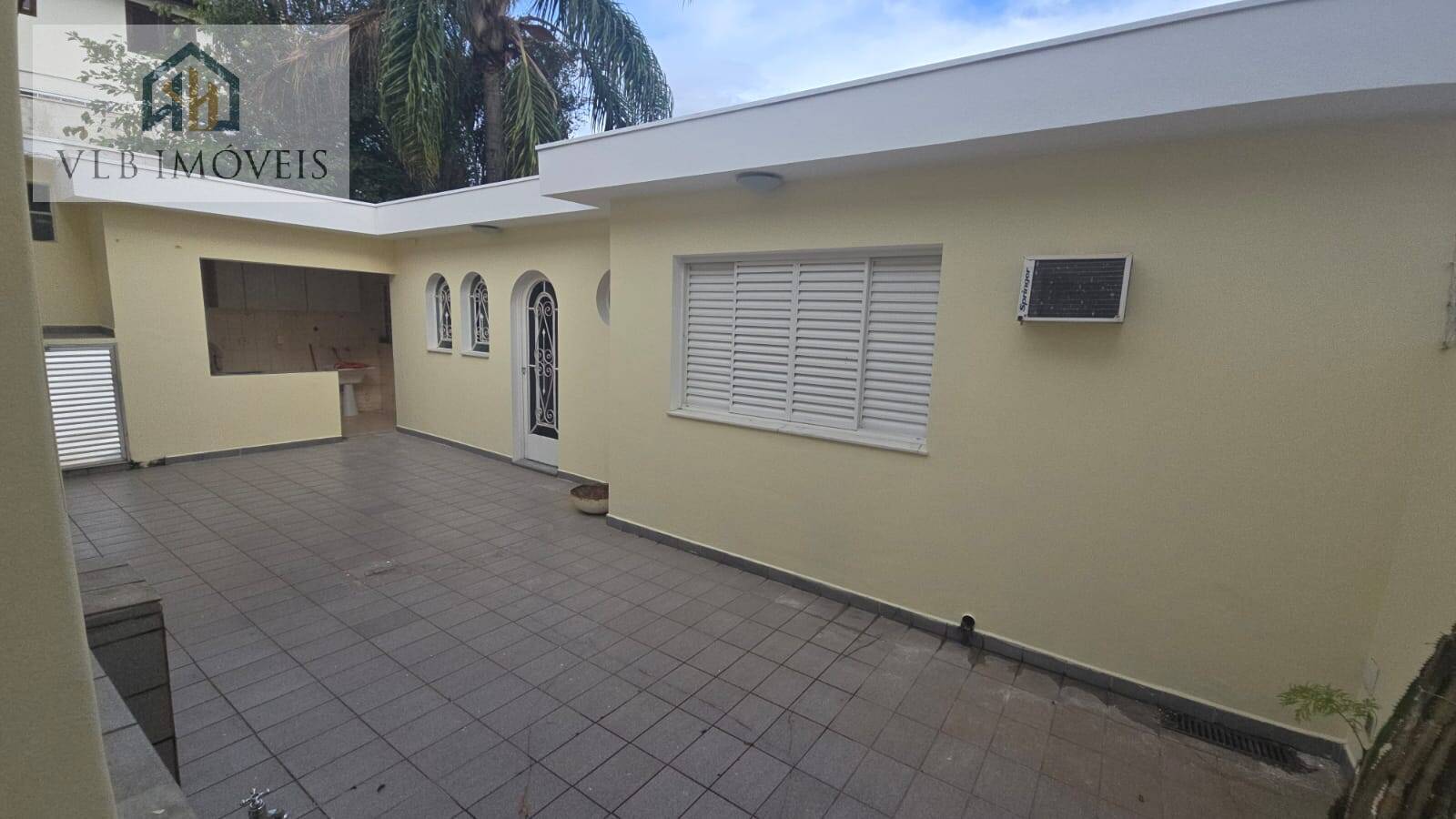 Casa, 3 quartos, 181 m² - Foto 2