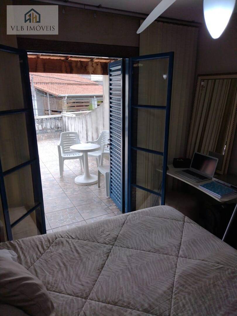 Sobrado, 3 quartos, 200 m² - Foto 2
