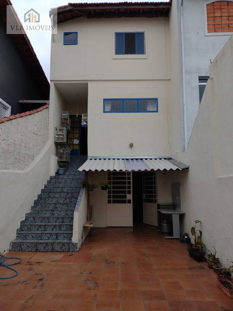 Sobrado, 3 quartos, 200 m² - Foto 1
