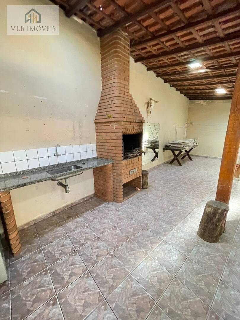 Sobrado, 5 quartos, 253 m² - Foto 2