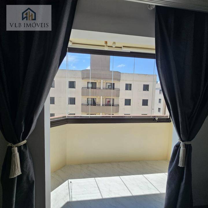 Apartamento, 3 quartos, 75 m² - Foto 2